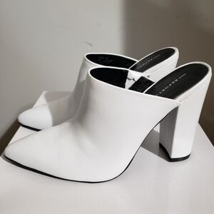 Report White Mules with Pointed Toe and Block Heel